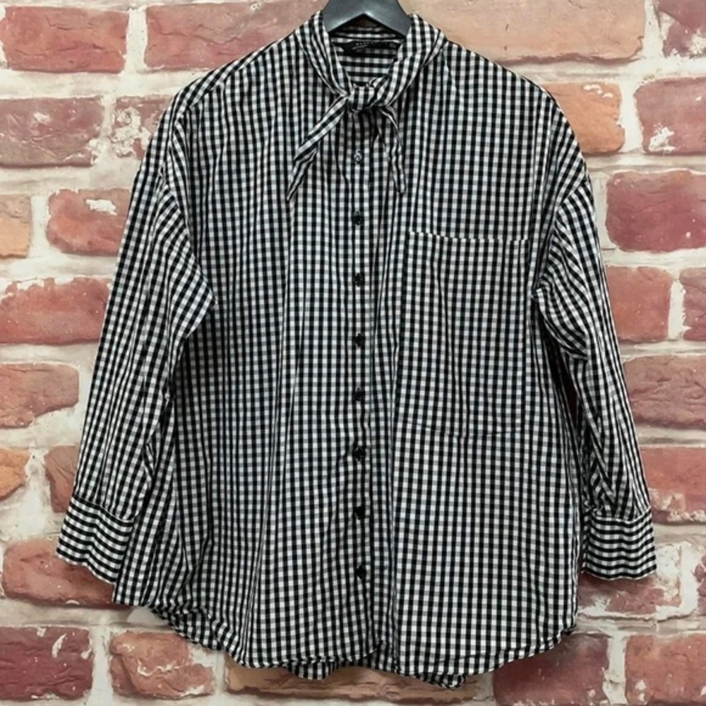 Zara Woman Top Medium Black‎ White Gingham Plaid High Tie Neck Blouse size xs